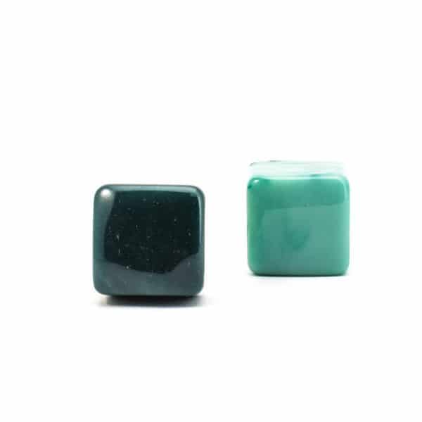 DSC 0277 Square dark green resin pull