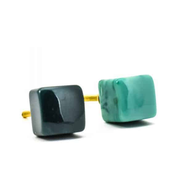 DSC 0278 Square dark green resin pull