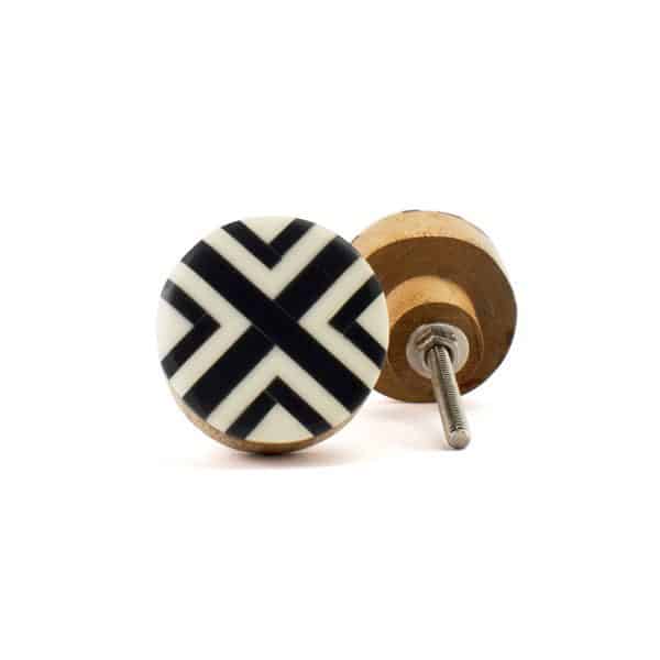 Black and White Intersection Knob 4 Black and W