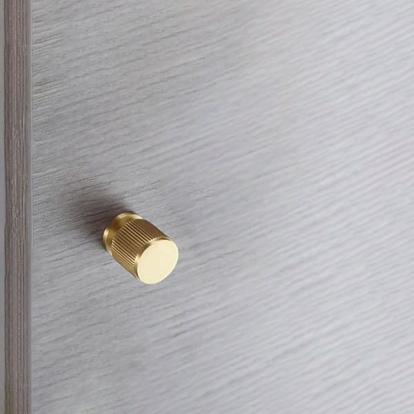 brass knob